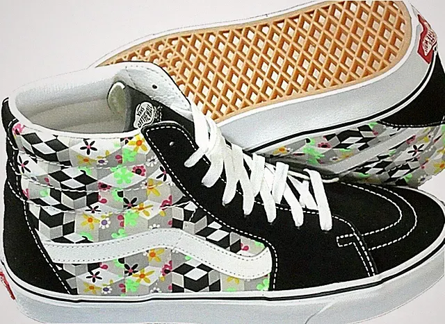 Vans Men's Sk8-Hi Checker Cube Black True White Striped Skate shoes Size 11 NIB